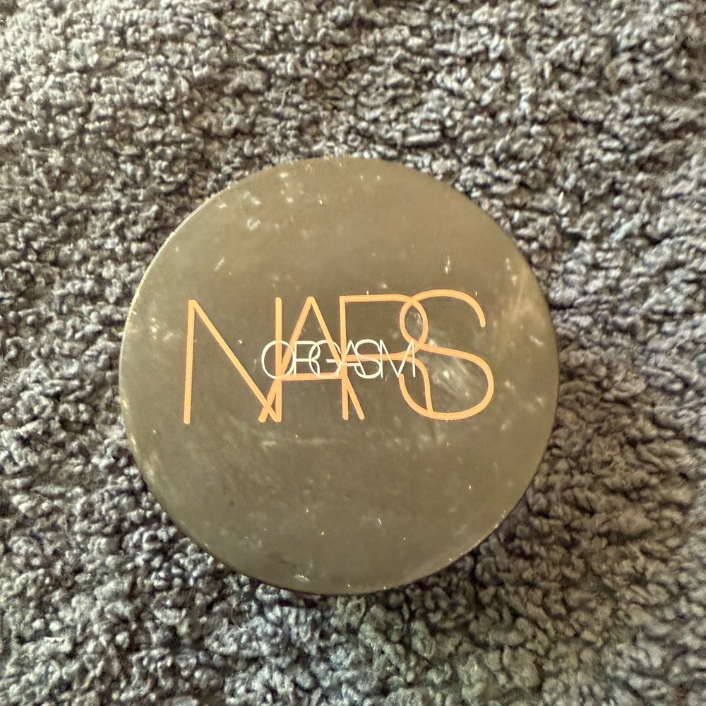 NARS Orgasm Illuminating Loose Powder